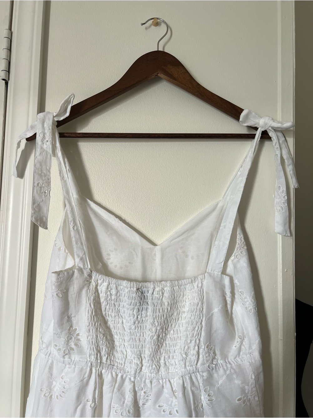 Taylor White Eyelet Tie Strap Maxi Dress Size 2 Cottagecore Boho - Picture 4 of 6